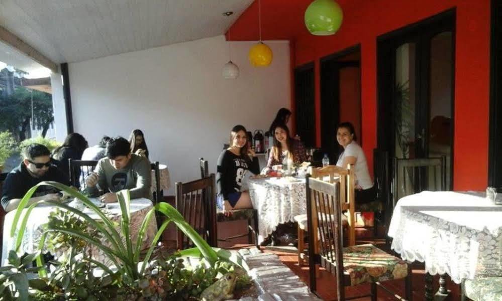 Costanera Hostel Asunción Zewnętrze zdjęcie