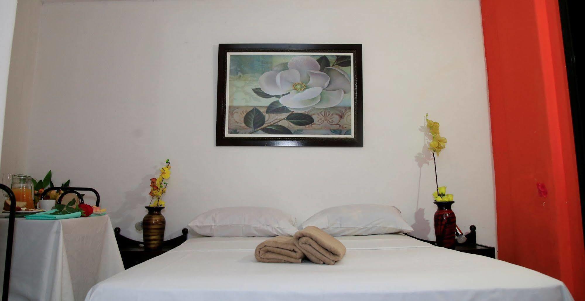Costanera Hostel Asunción Zewnętrze zdjęcie