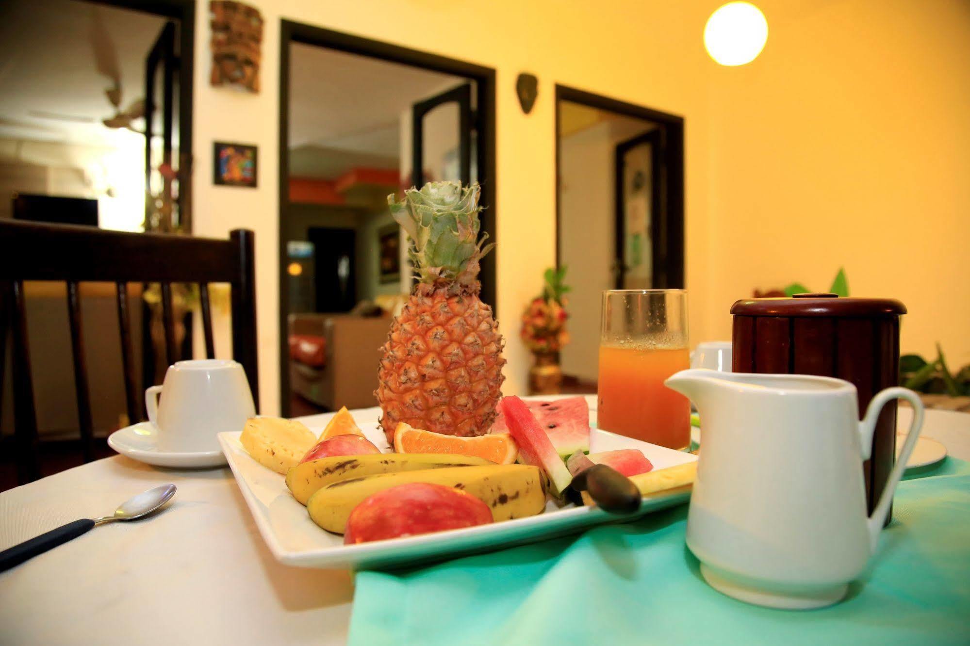 Costanera Hostel Asunción Zewnętrze zdjęcie